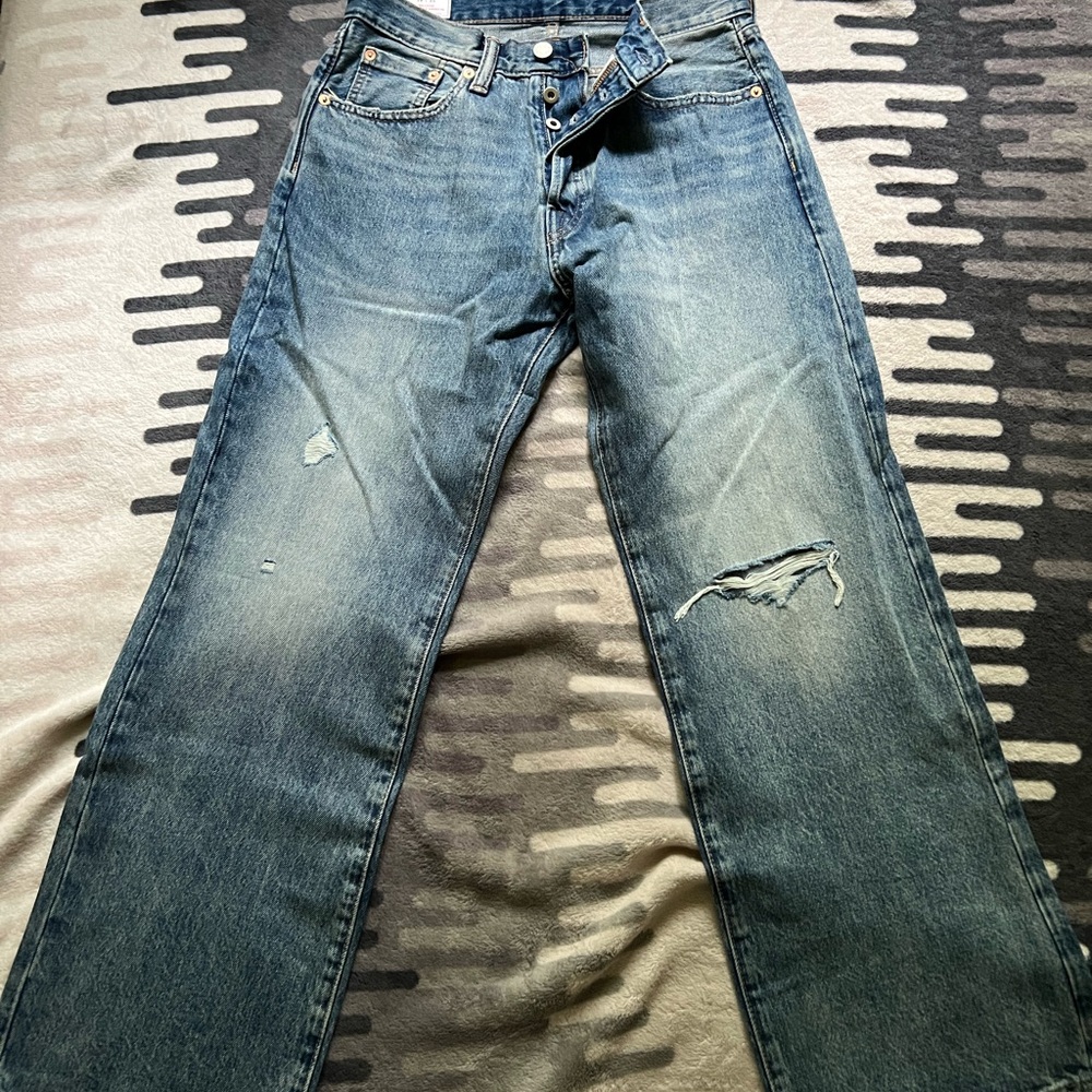 GAP Men's Classic Blue Straight Jeans